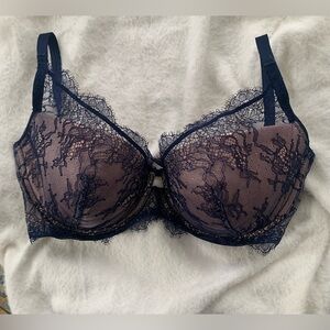 Victoria’s Secret Lined Plunge Bra 36DD 80E Navy Lace